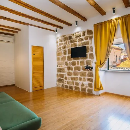 Apartment Art Deco Cathedral By Duhomes *