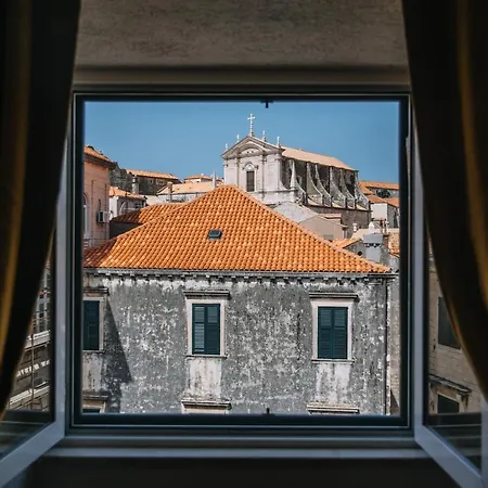 Art Deco Cathedral By Duhomes