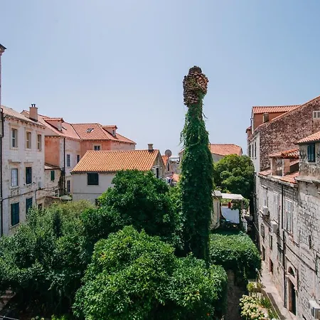 Art Deco Cathedral By Duhomes *