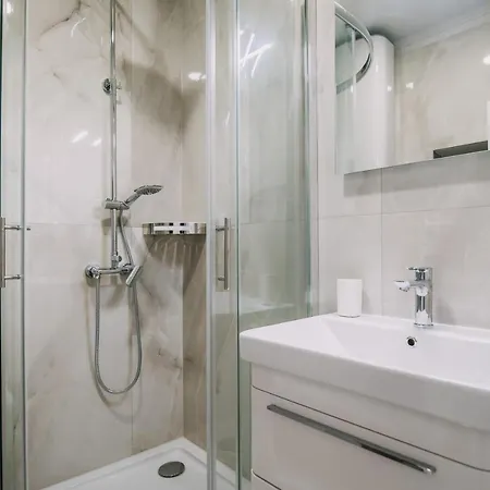 Art Deco Cathedral By Duhomes